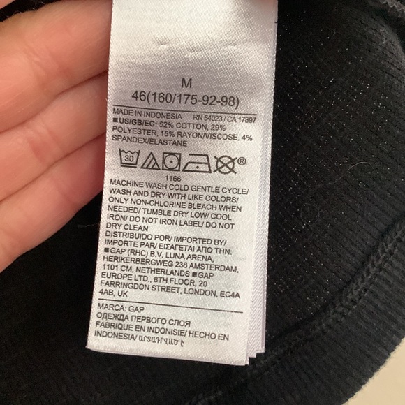 GAP Flutter sleeve t-shirts (2) sz M - Picture 6 of 6